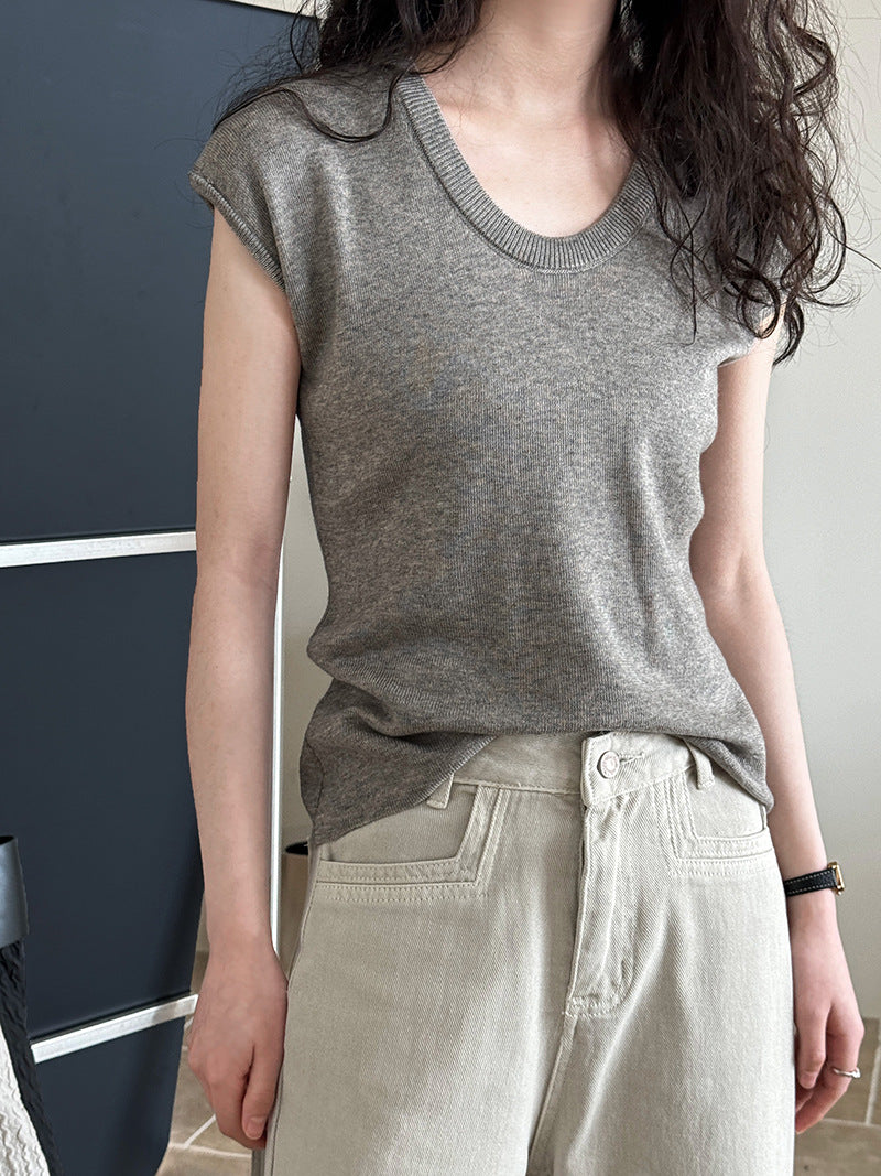 Minimal U-Neck Knit T-Shirt — BL1001