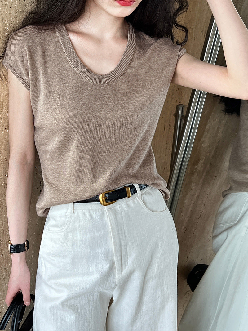 Minimal U-Neck Knit T-Shirt — BL1001