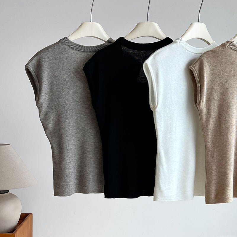 Minimal U-Neck Knit T-Shirt — BL1001