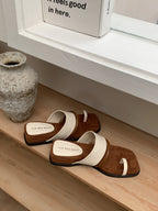 Toe Ring Line Sandals — BL1005