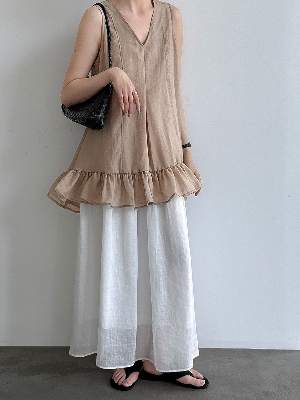 V-Neck Flare Tiered Vest — BL1006