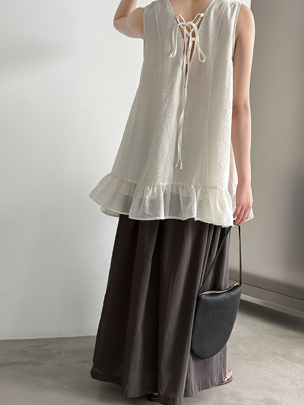 V-Neck Flare Tiered Vest — BL1006