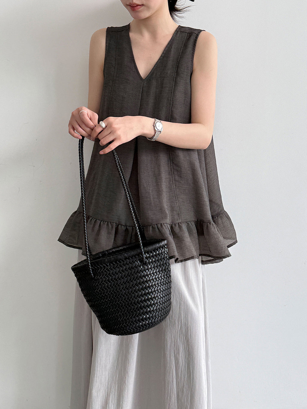 V-Neck Flare Tiered Vest — BL1006