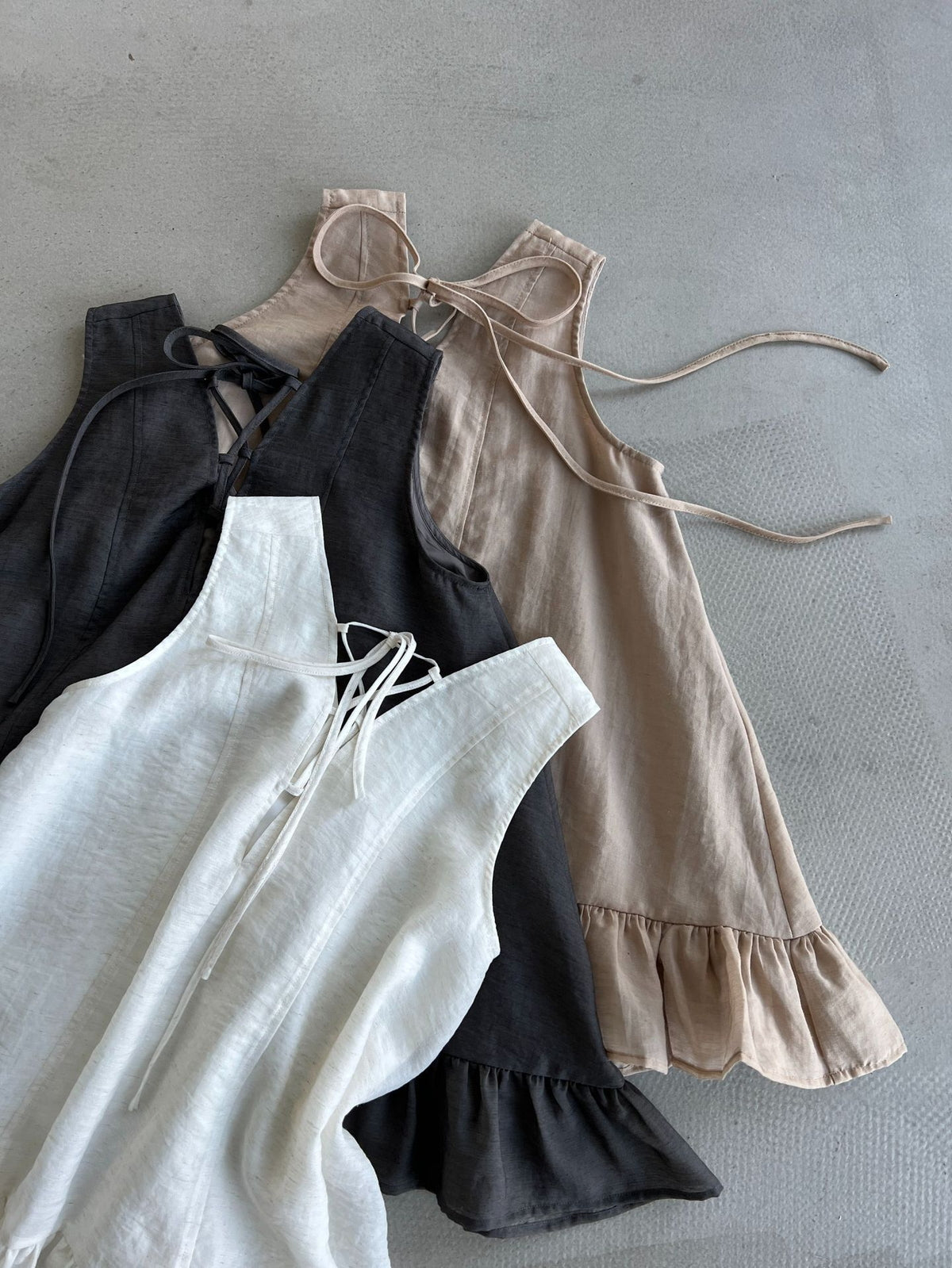 V-Neck Flare Tiered Vest — BL1006