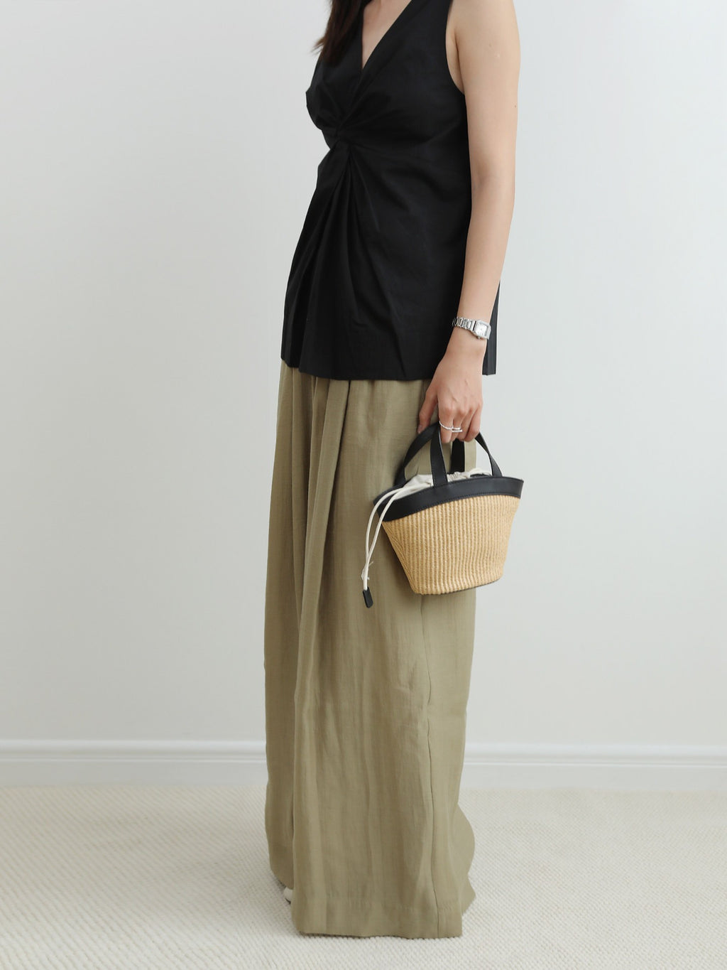 Bicolor Mini Basket Bag — BL1007