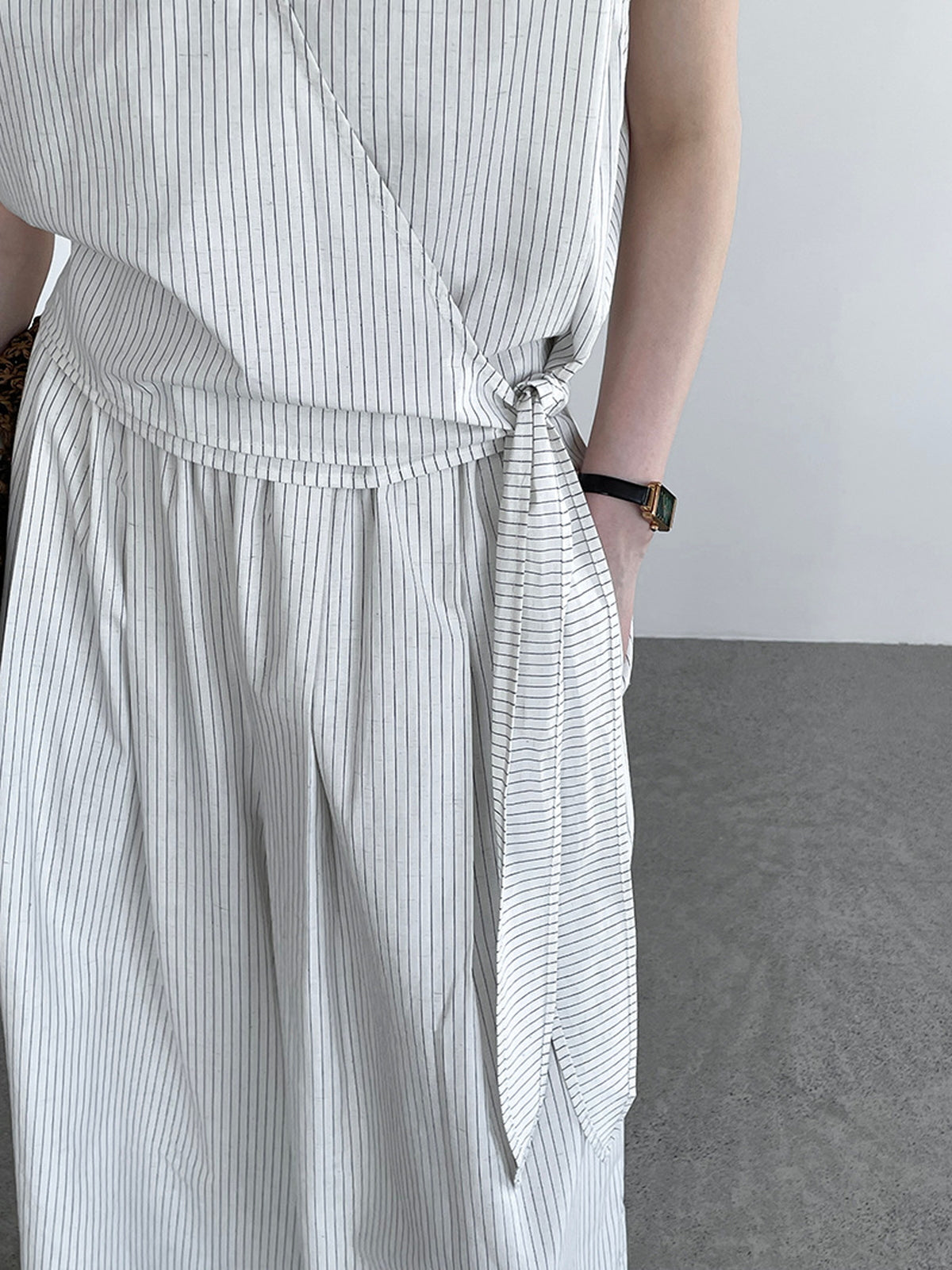 Stripe Cache-Coeur Linen Setup — BL1015