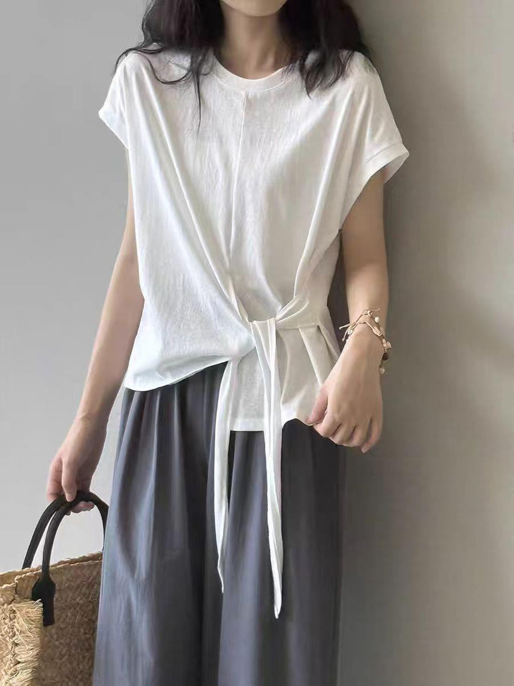 Twist Front Side Ribbon Tee — BL1017