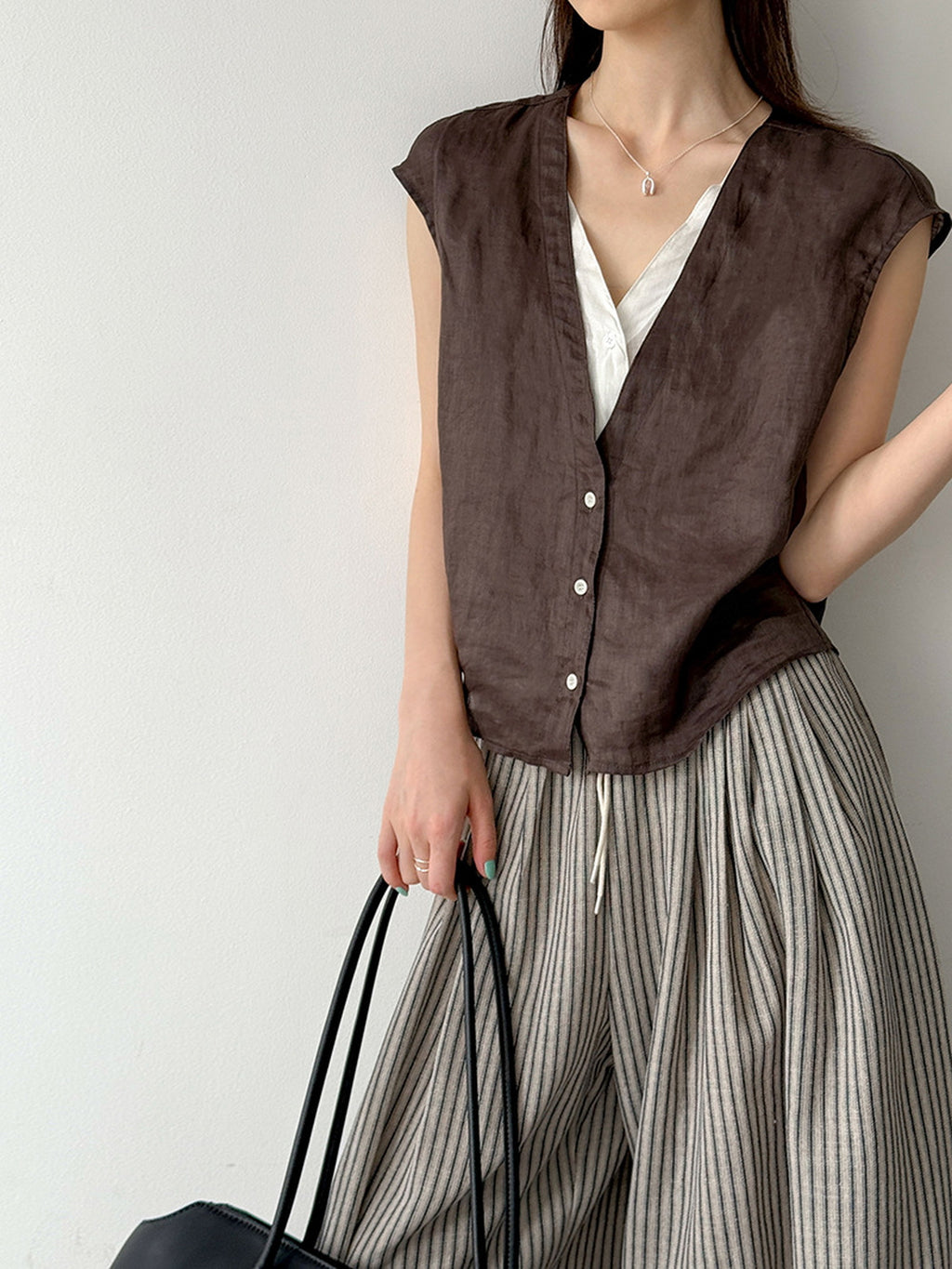 Pure Ramie V-Neck Layered Vest — BL1023