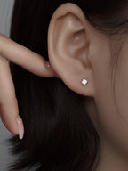 Minimal Cube Stud Pierced Earrings — BL1028
