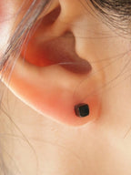 Minimal Cube Stud Pierced Earrings — BL1028
