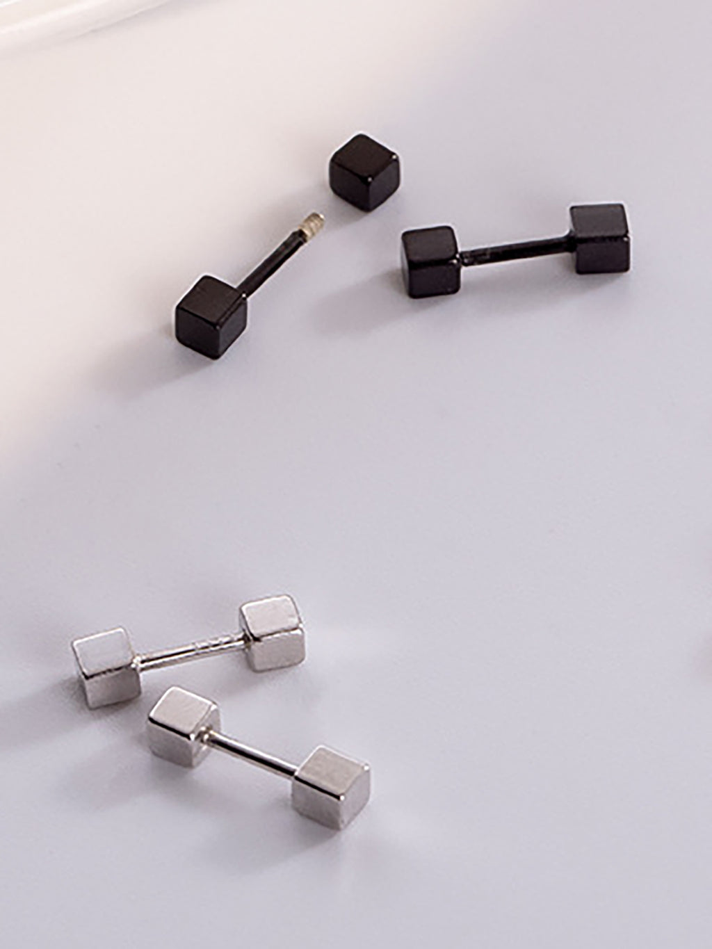 Minimal Cube Stud Pierced Earrings — BL1028
