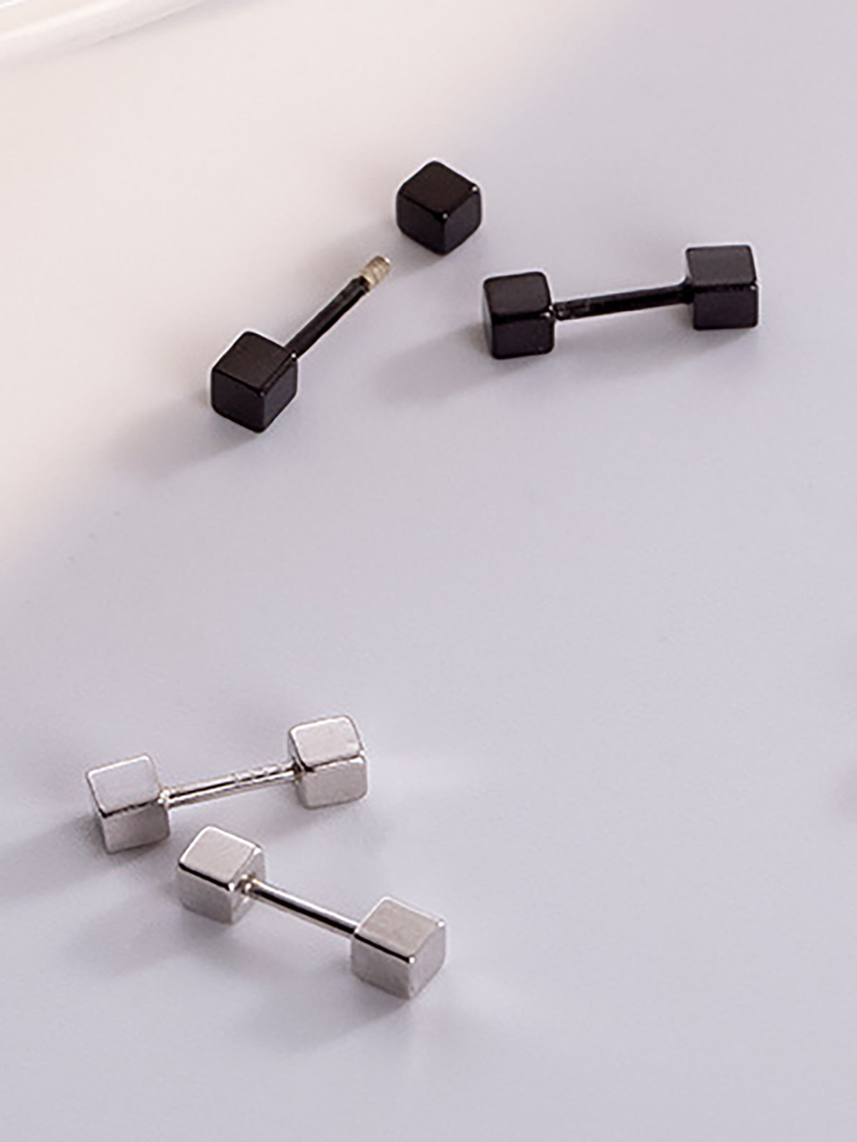 Minimal Cube Stud Pierced Earrings — BL1028