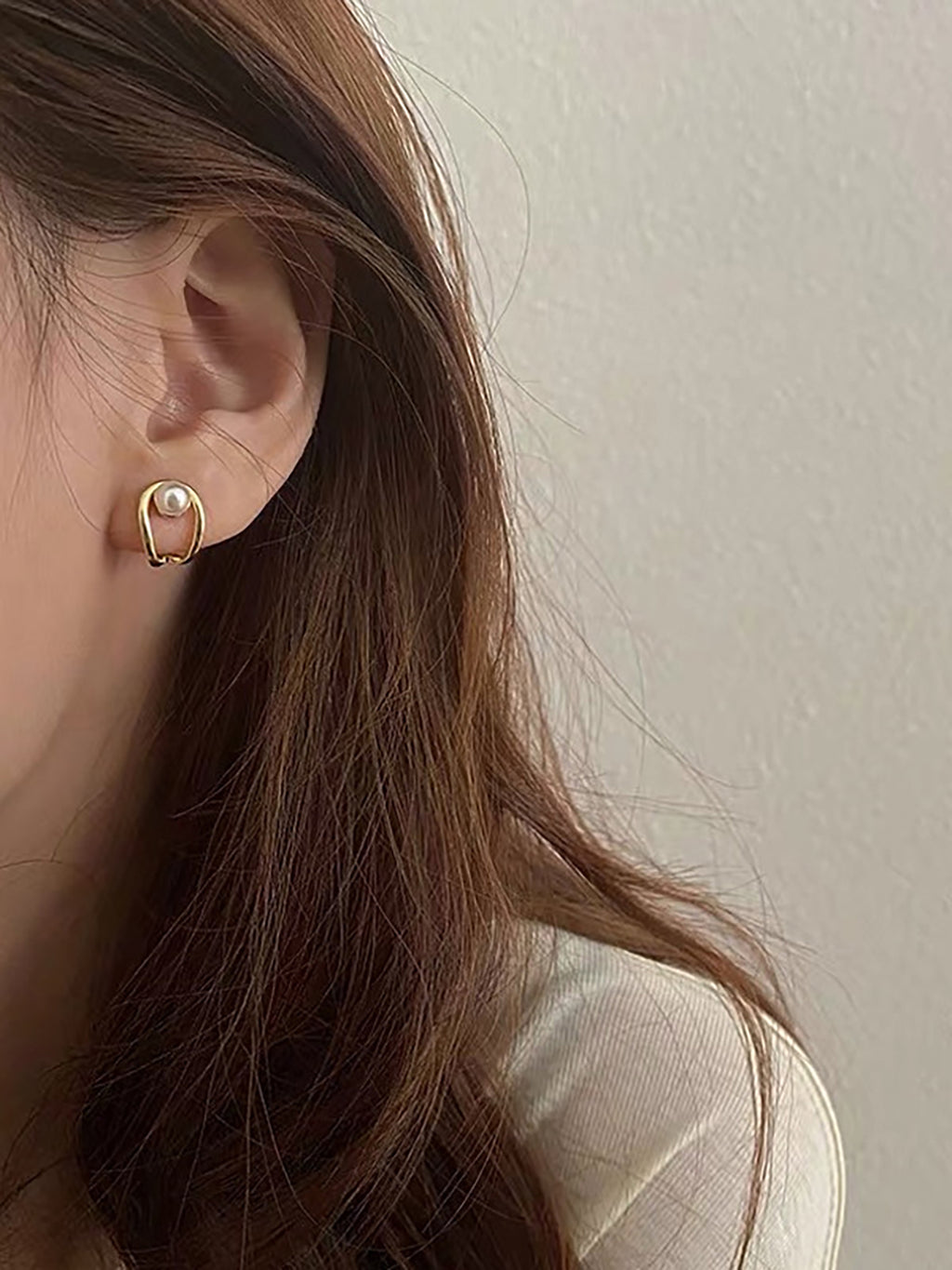 Pearl Gold Loop Pierced Earrings — BL1030