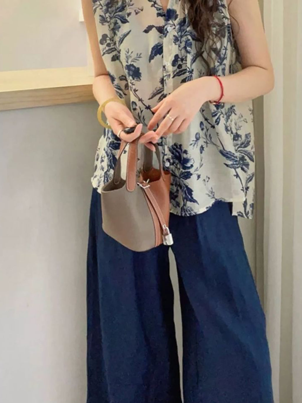 Retro Flower Print V-Neck Vest Blouse — BL1034