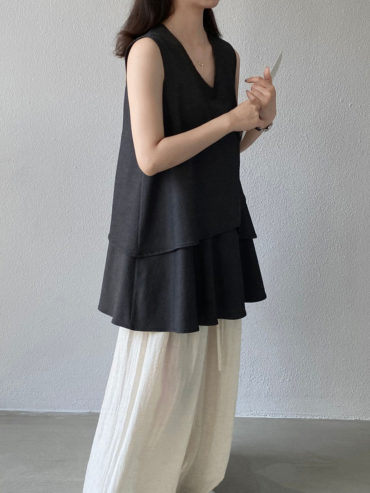 Tiered Sleeveless Tunic Blouse — BL1101