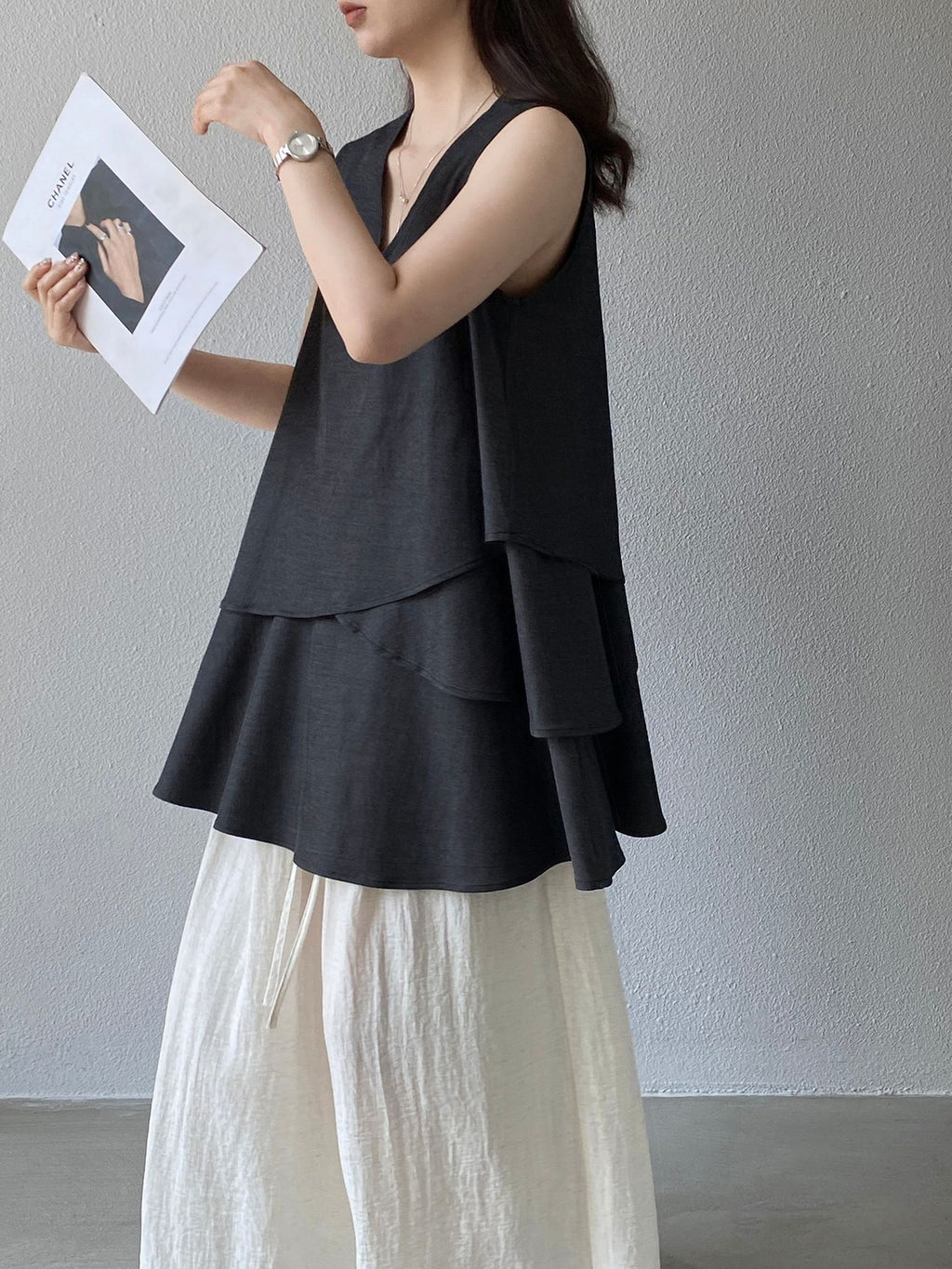 Tiered Sleeveless Tunic Blouse — BL1101