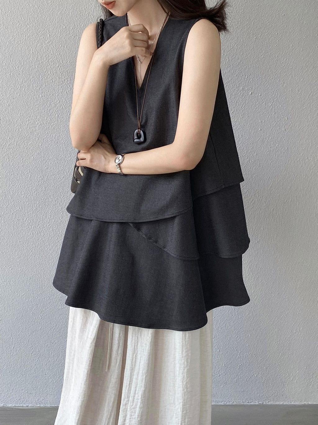 Tiered Sleeveless Tunic Blouse — BL1101