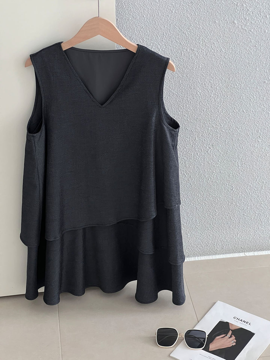 Tiered Sleeveless Tunic Blouse — BL1101