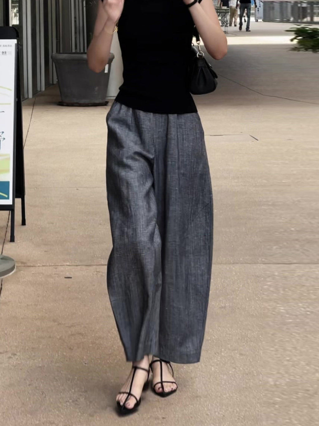 Viscose Blend Fluid Wide Leg Pants — BL1102