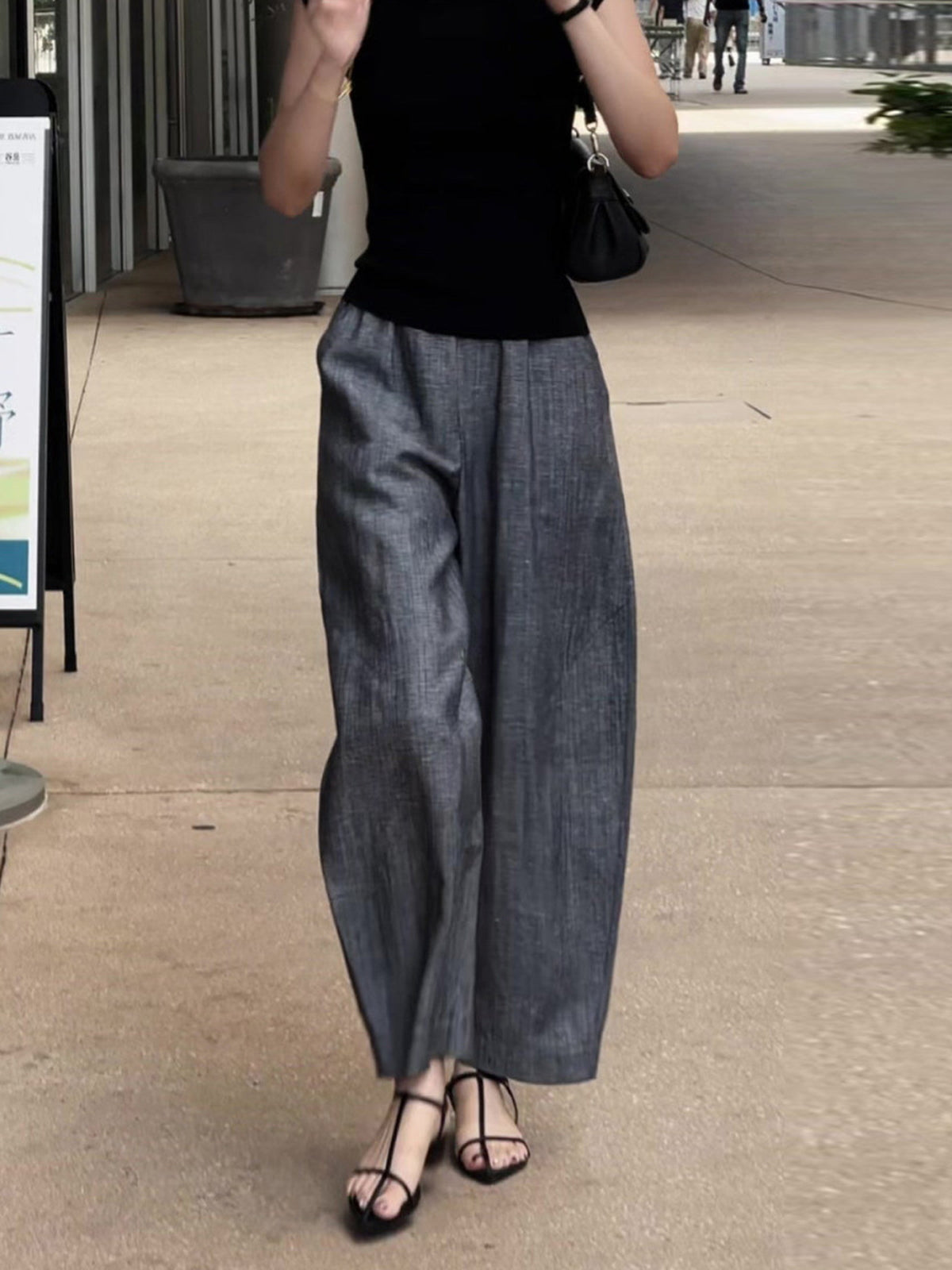 Viscose Blend Fluid Wide Leg Pants — BL1102