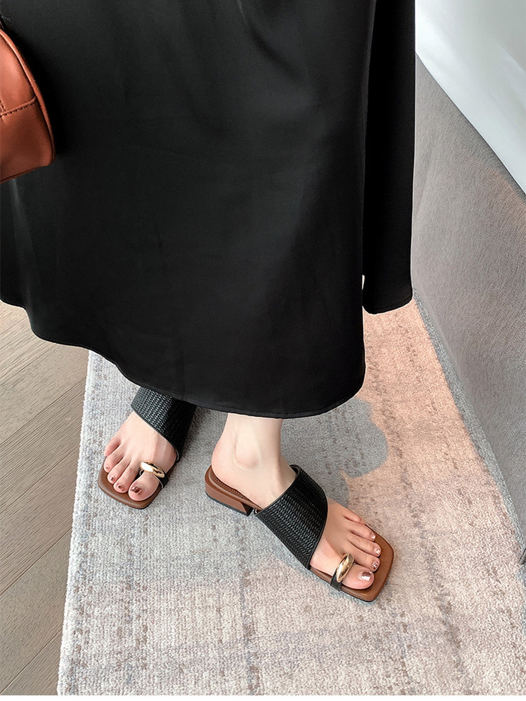 Square Toe Ring Thong Sandals — BL1111