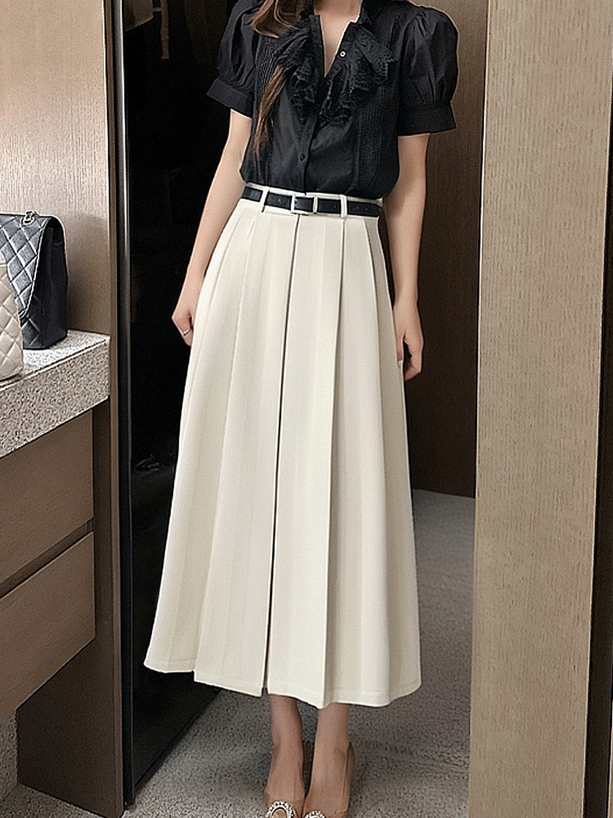 Elegant A-Line Pleated Midi Skirt — BL1122