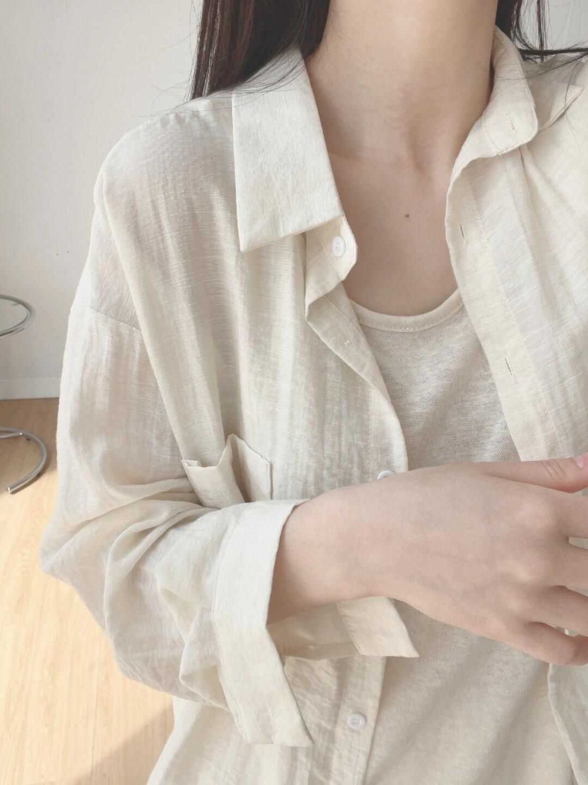 Linen Blend Relaxed V-Neck Fluid Tops — BL1123