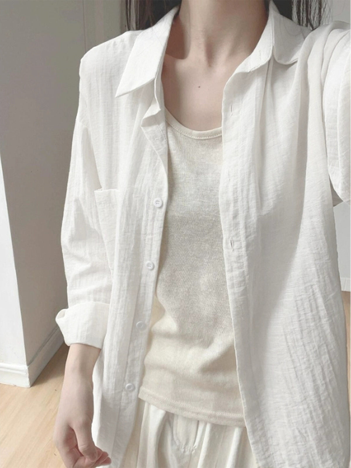 Linen Blend Relaxed V-Neck Fluid Tops — BL1123