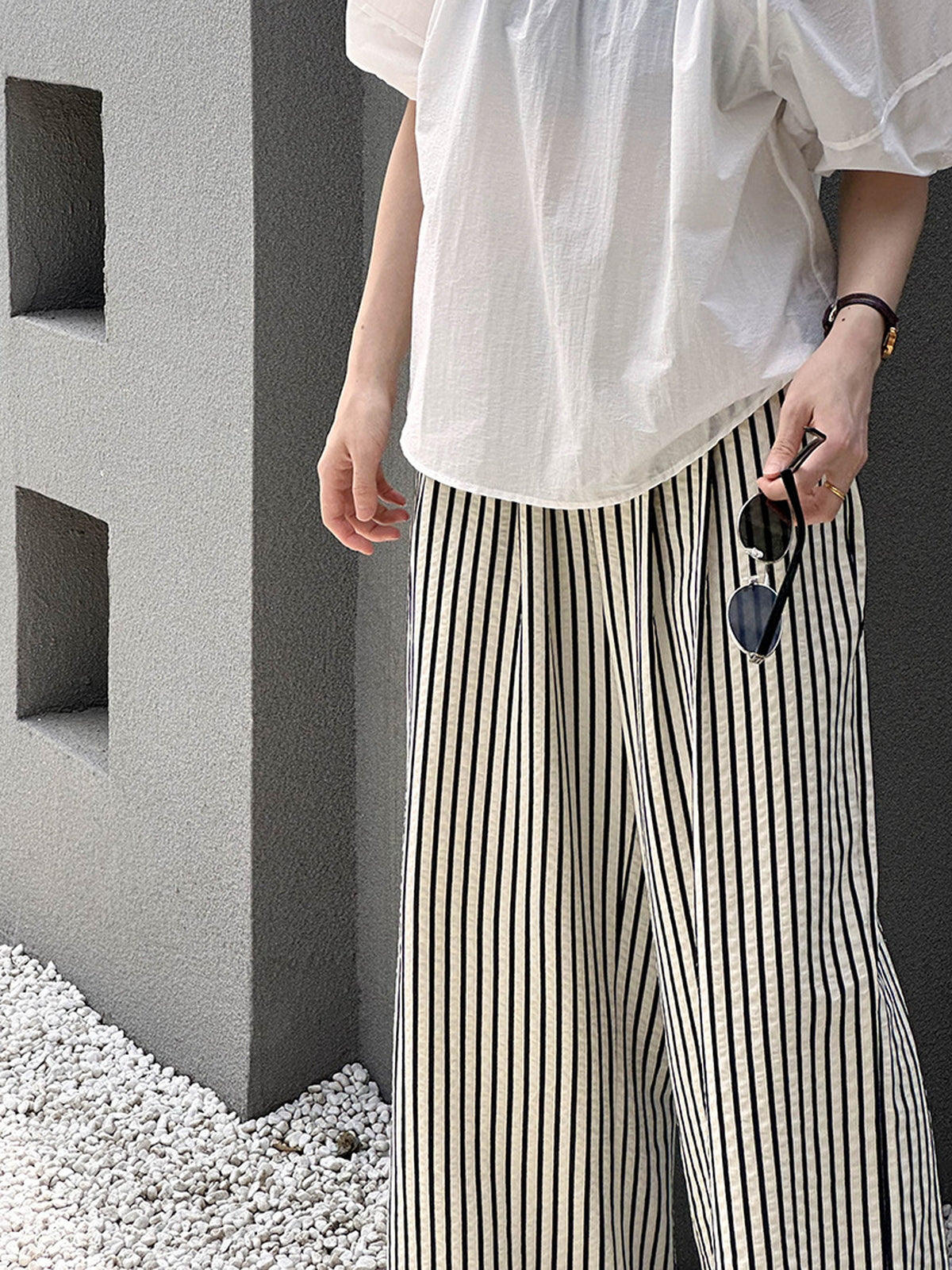 Monotone Fine Stripe Casual Pants — BL1125