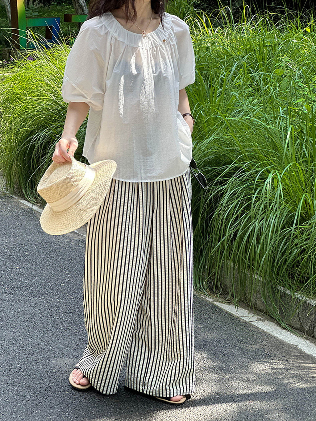 Monotone Fine Stripe Casual Pants — BL1125