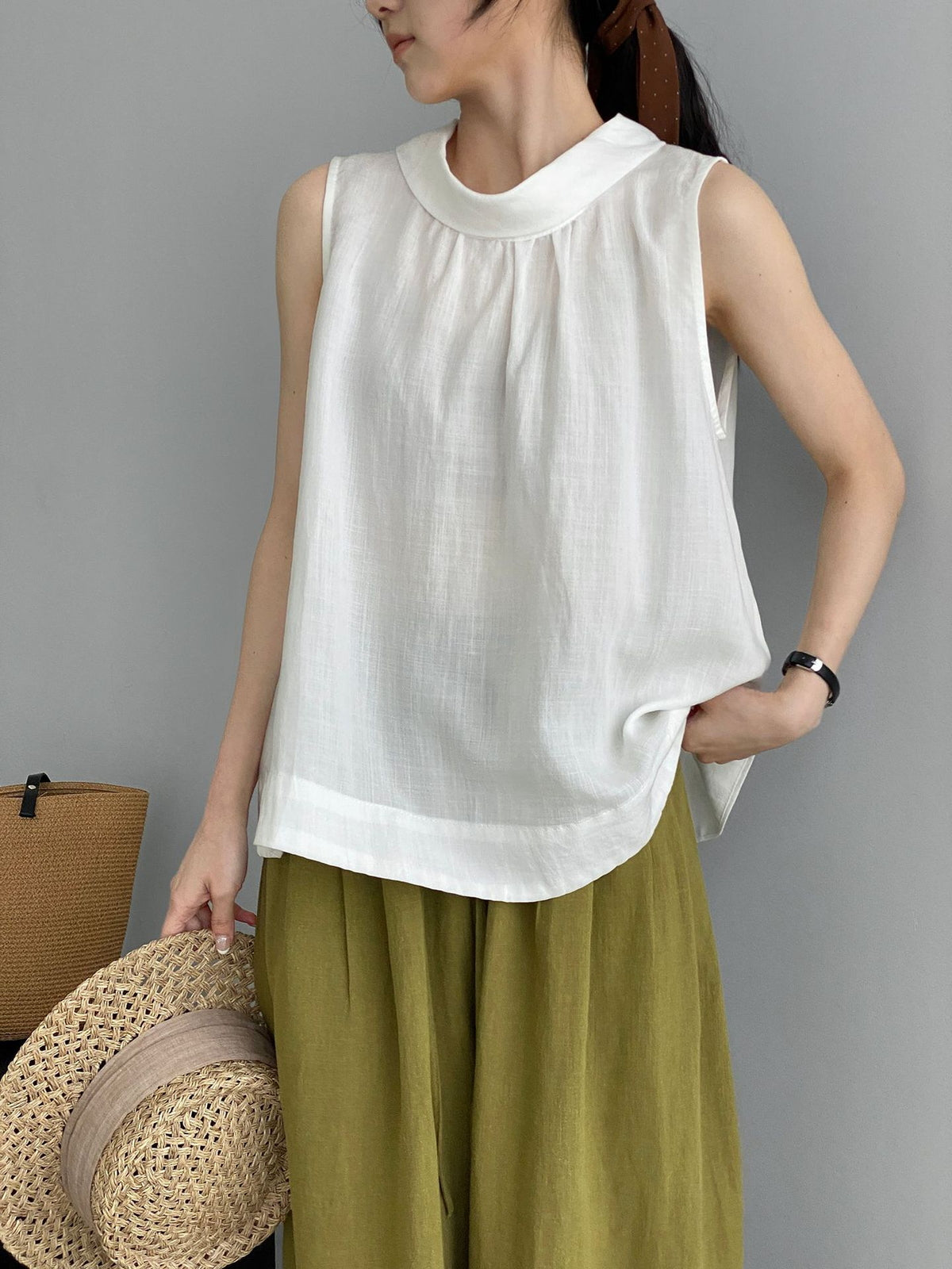 Nuance Neck Sleeveless Tops — BL1126