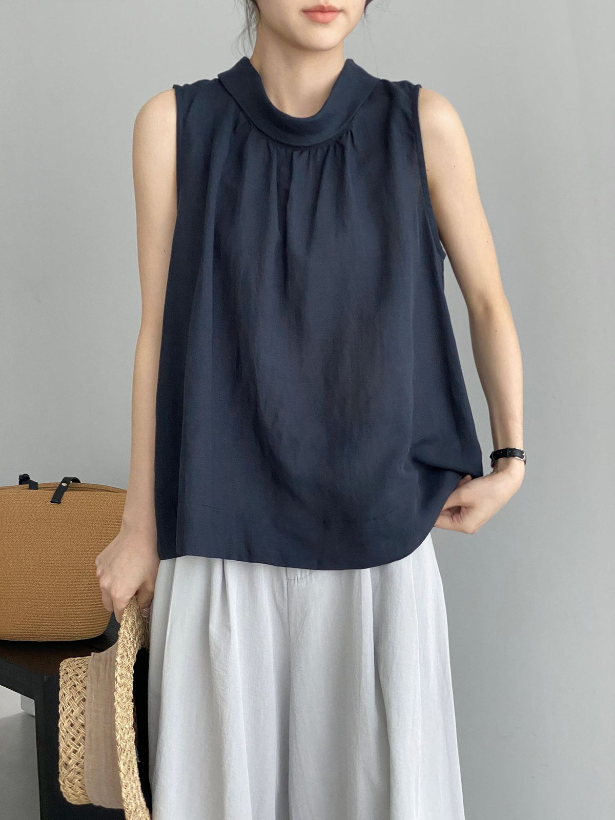 Nuance Neck Sleeveless Tops — BL1126