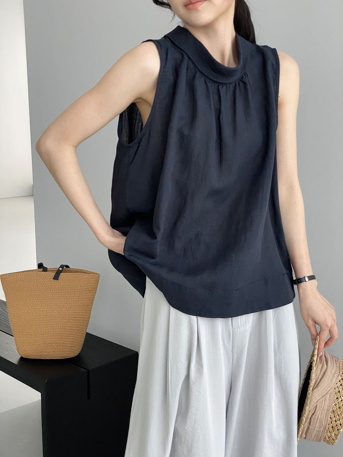 Nuance Neck Sleeveless Tops — BL1126