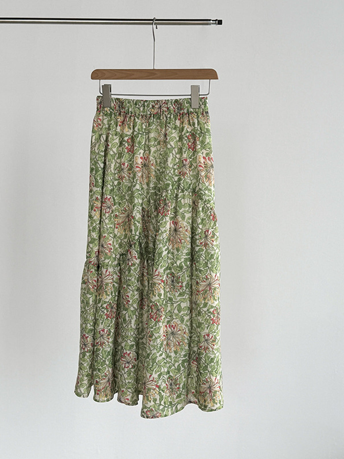Botanical Print Lightweight Fluid Midi Skirt — BL1128