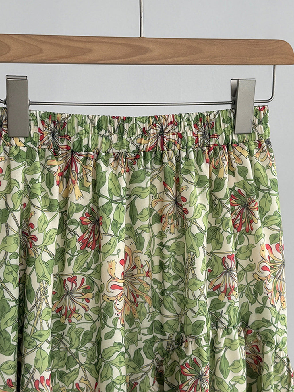 Botanical Print Lightweight Fluid Midi Skirt — BL1128