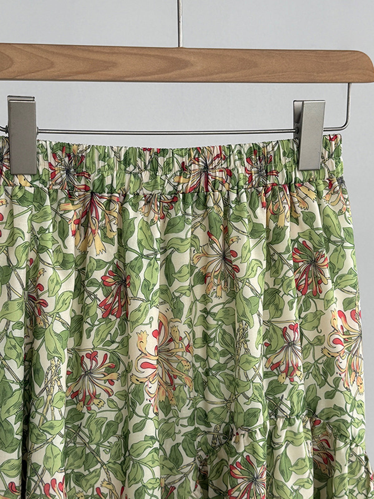 Botanical Print Lightweight Fluid Midi Skirt — BL1128