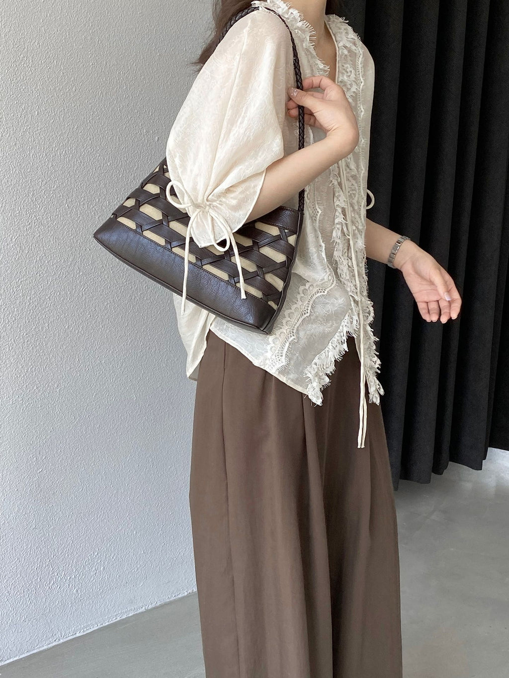 Antique Lace Sheer Volume Blouse — BL1130