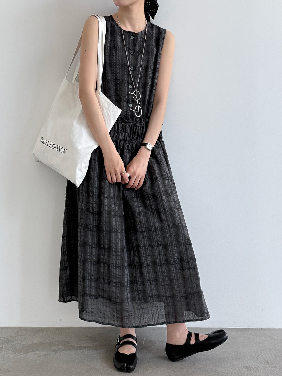 Muted Check Pattern Gathered Fluid Dress — BL1137