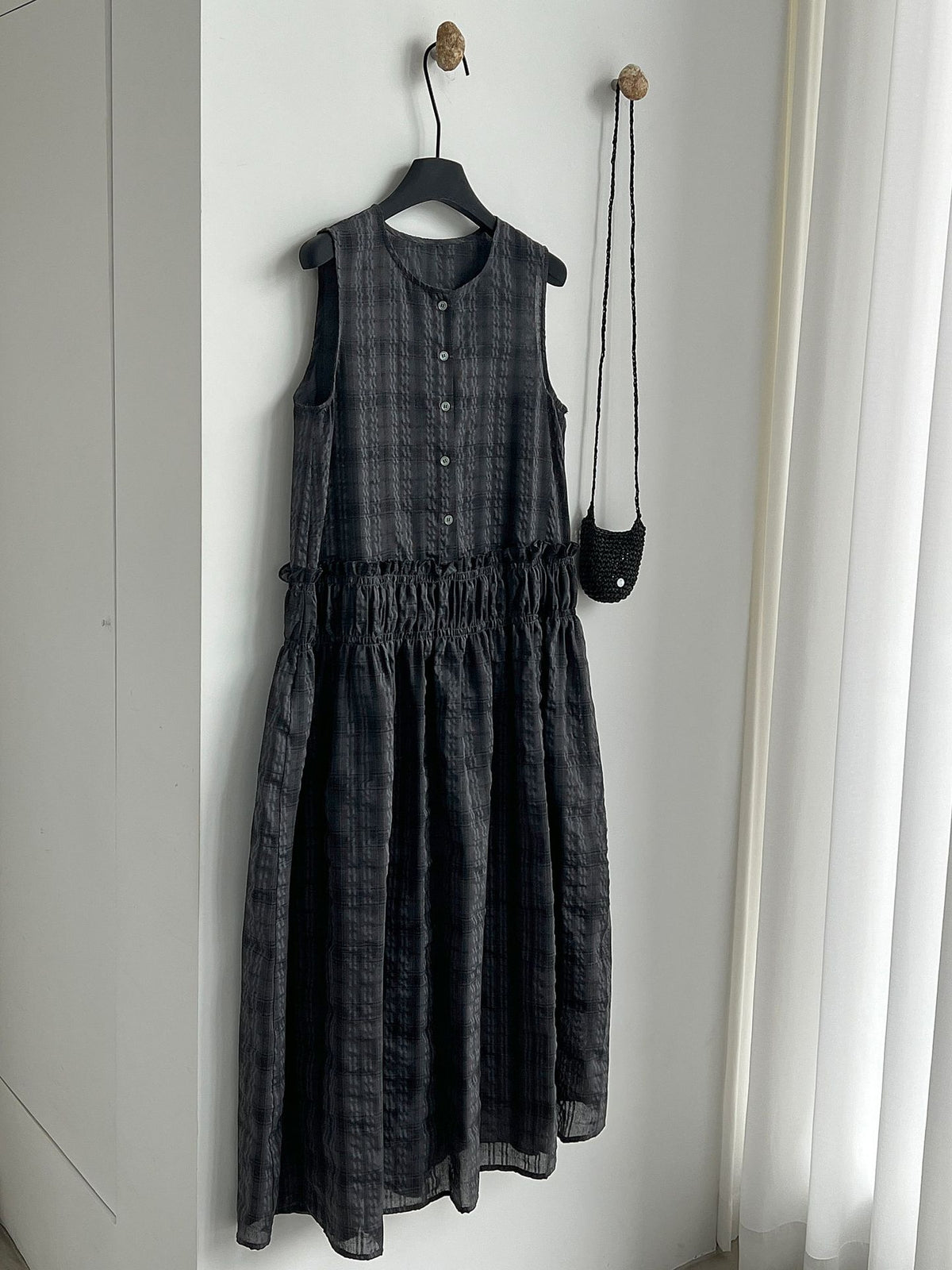 Muted Check Pattern Gathered Fluid Dress — BL1137