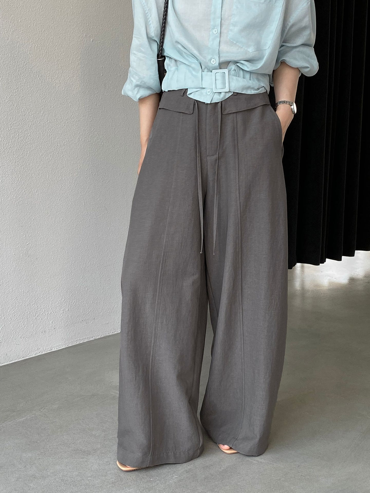 Front Seam Waist Tie Fluid Wide Pants — BL1139