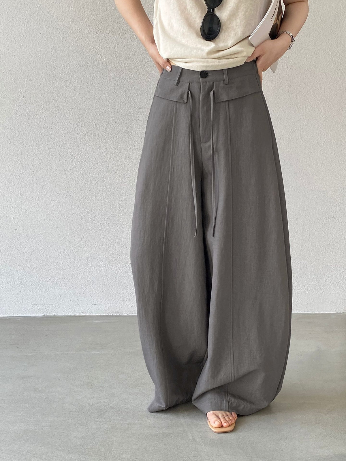 Front Seam Waist Tie Fluid Wide Pants — BL1139