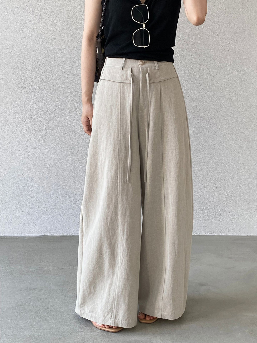 Front Seam Waist Tie Fluid Wide Pants — BL1139