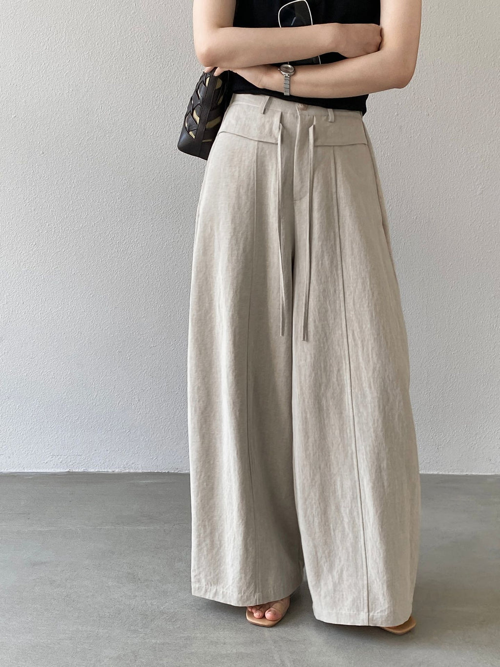 Front Seam Waist Tie Fluid Wide Pants — BL1139