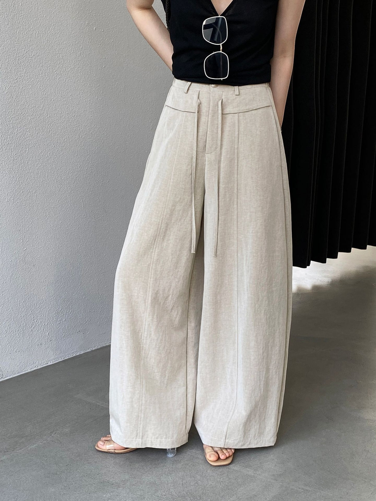 Front Seam Waist Tie Fluid Wide Pants — BL1139