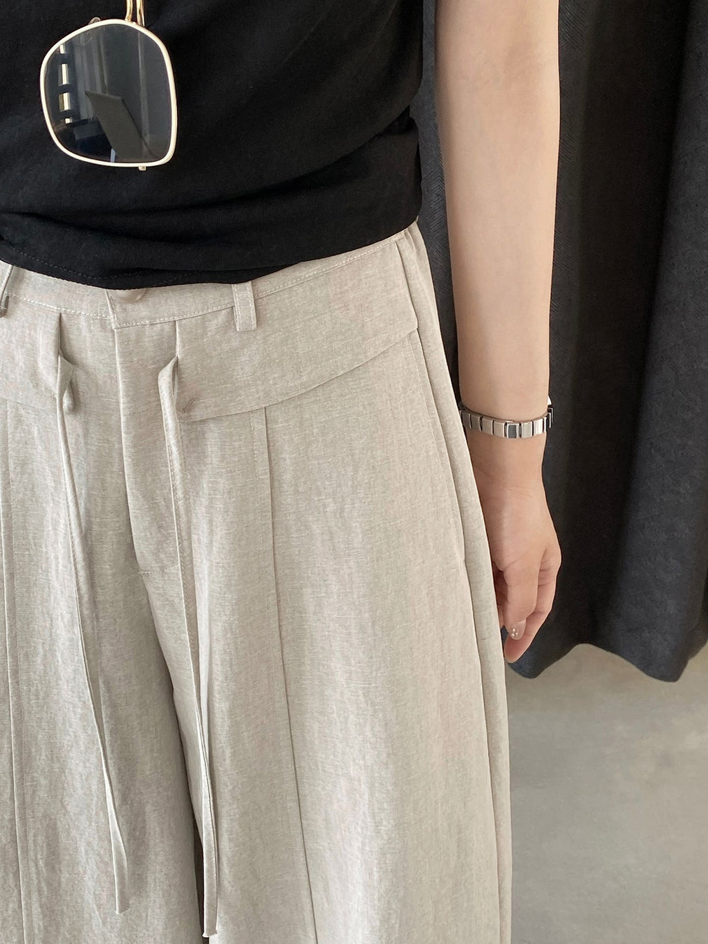 Front Seam Waist Tie Fluid Wide Pants — BL1139