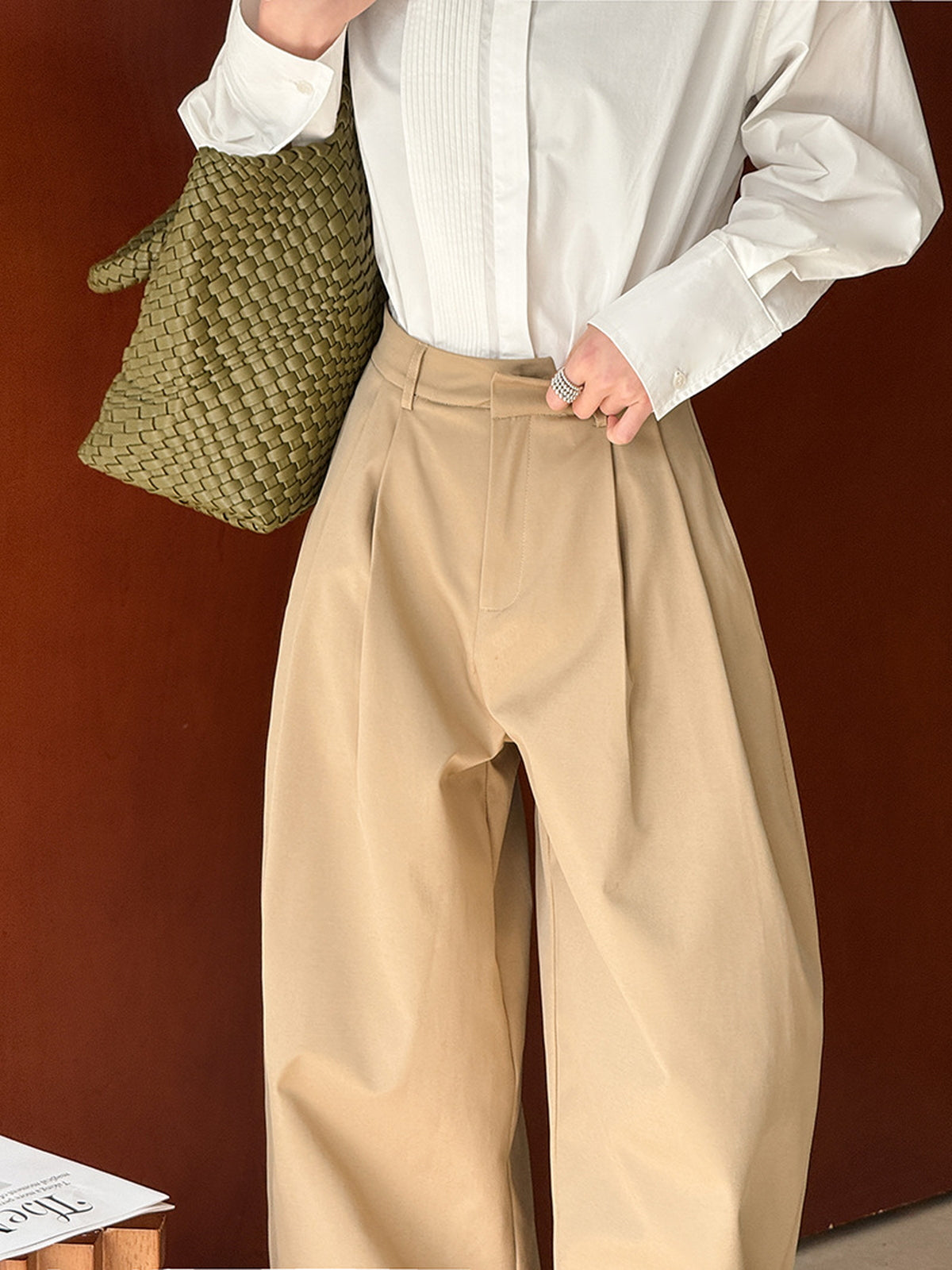 Deep Tucked Architecture Fluid Slacks — BL1141
