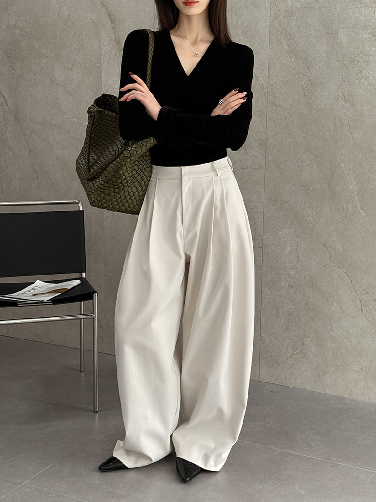 Deep Tucked Architecture Fluid Slacks — BL1141