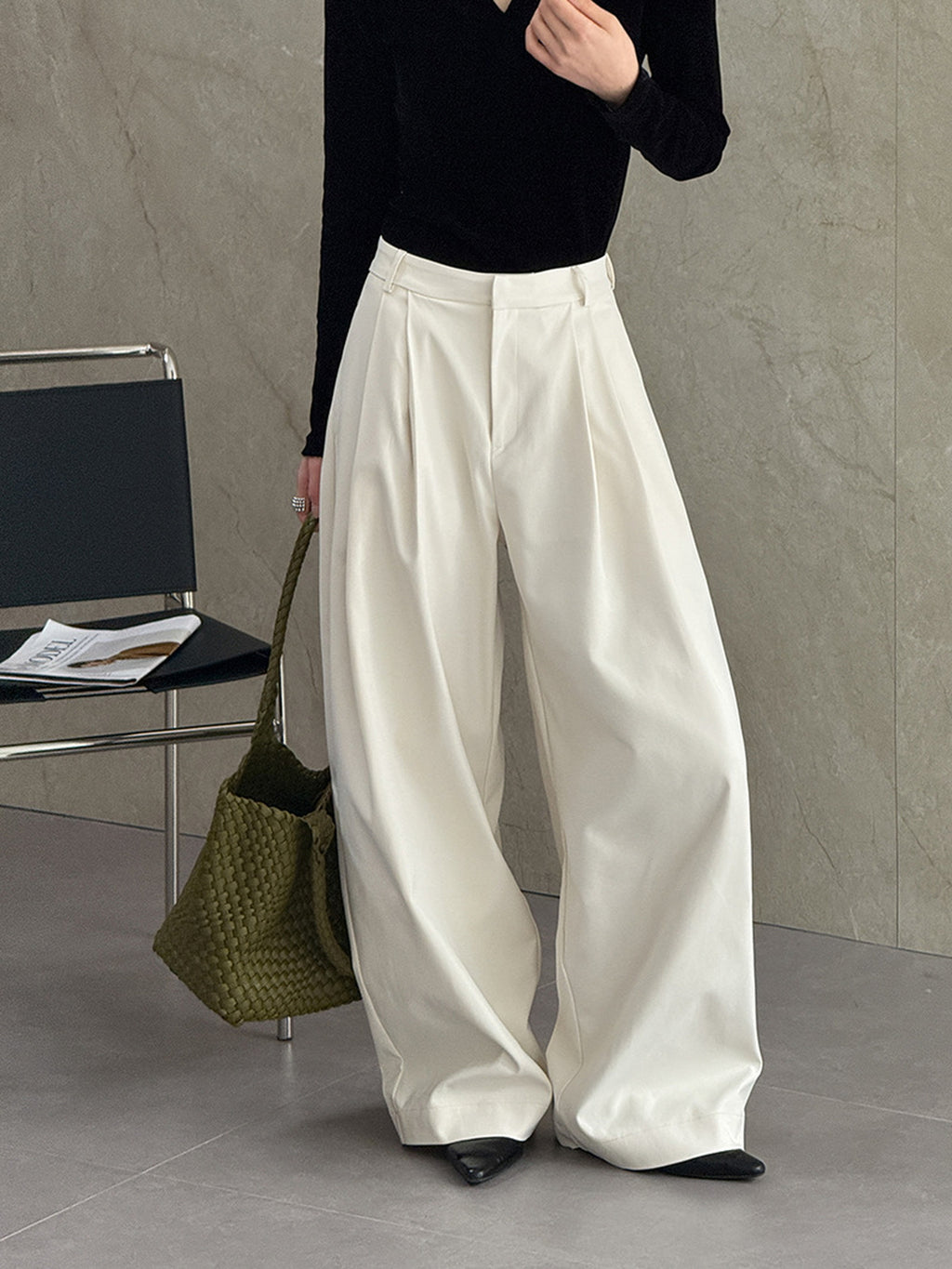 Deep Tucked Architecture Fluid Slacks — BL1141