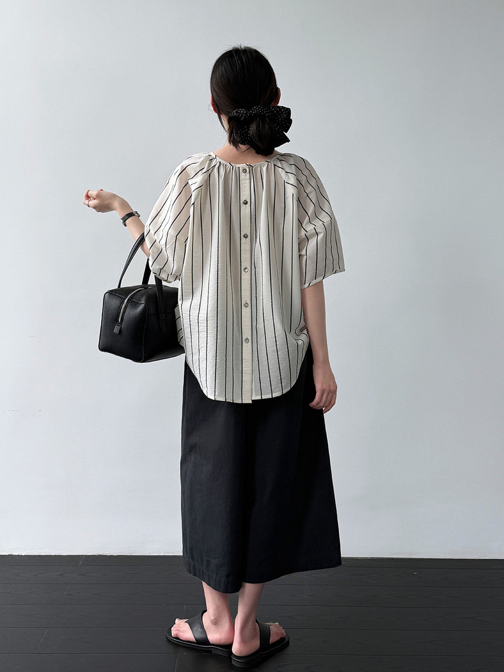 Gathered Neck Striped Fluid Blouse — BL1147